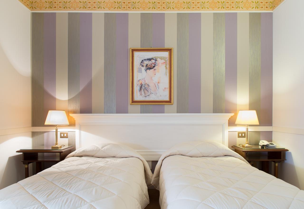 Hotel Tuder Todi Bagian luar foto