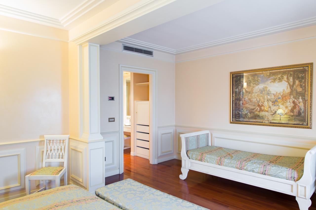 Hotel Tuder Todi Bagian luar foto